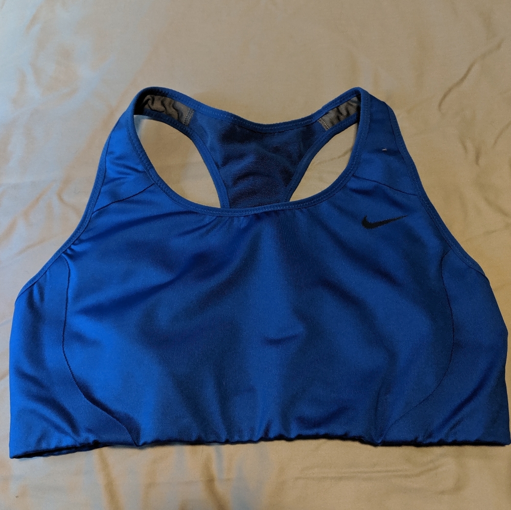 Nike sports bra dri-fit